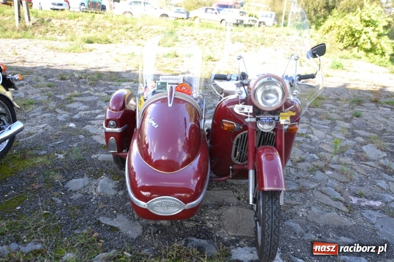 Zdjęcie w galerii na portalu naszraciborz.pl: Jesienny zlot oldtimerów na zakończenie sezonu motorowego wiadomości z regionu