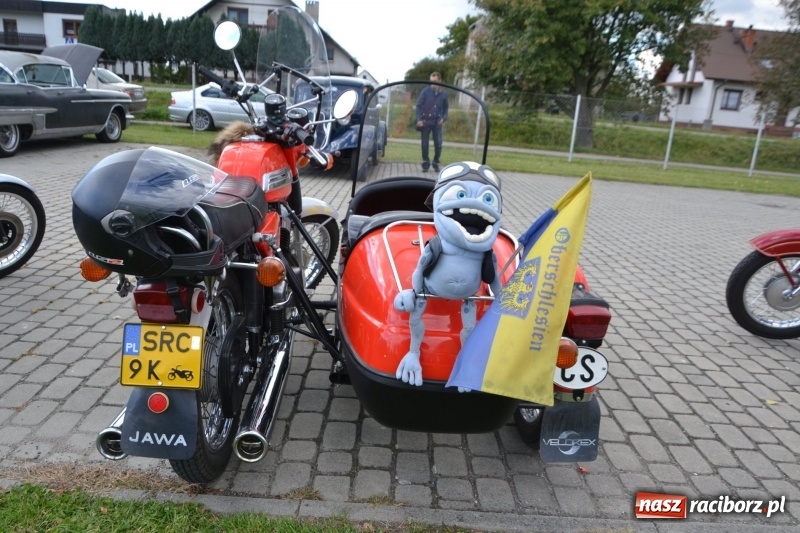 Zdjęcie w galerii na portalu naszraciborz.pl: Jesienny zlot oldtimerów na zakończenie sezonu motorowego wiadomości z regionu