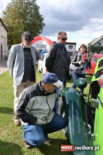 Zdjęcie w galerii na portalu naszraciborz.pl: Jesienny zlot oldtimerów na zakończenie sezonu motorowego wiadomości z regionu