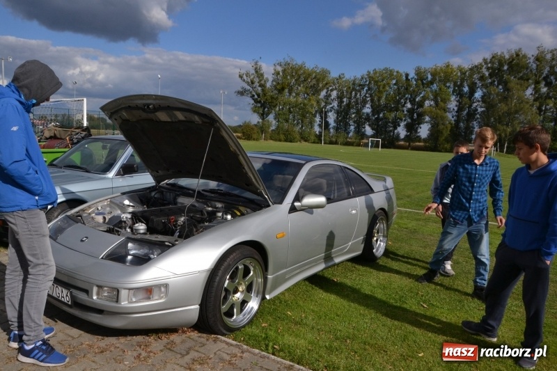 Zdjęcie w galerii na portalu naszraciborz.pl: Jesienny zlot oldtimerów na zakończenie sezonu motorowego wiadomości z regionu