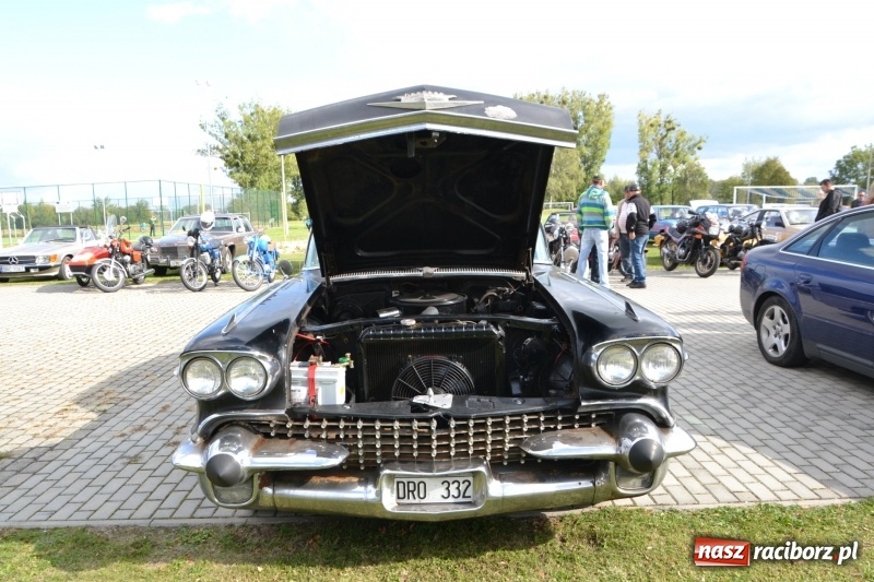 Zdjęcie w galerii na portalu naszraciborz.pl: Jesienny zlot oldtimerów na zakończenie sezonu motorowego wiadomości z regionu