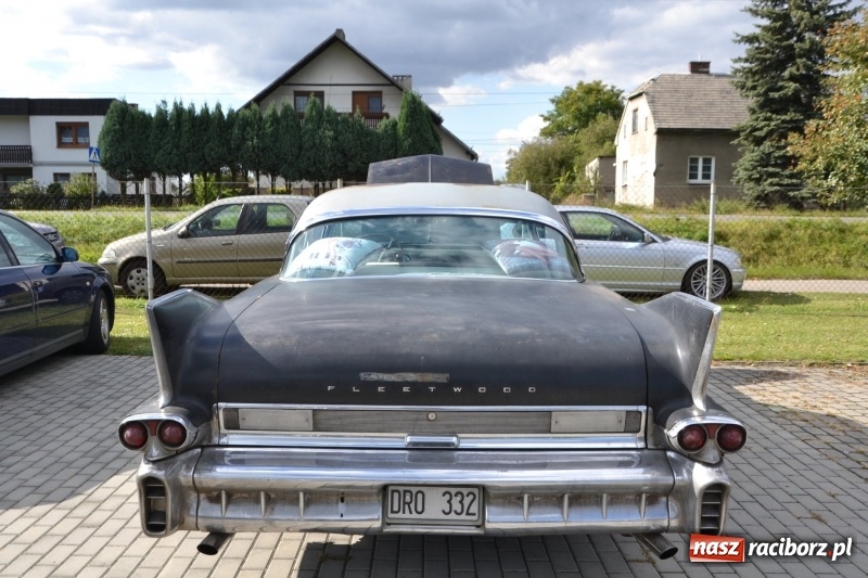 Zdjęcie w galerii na portalu naszraciborz.pl: Jesienny zlot oldtimerów na zakończenie sezonu motorowego wiadomości z regionu