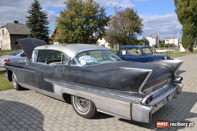 Zdjęcie w galerii na portalu naszraciborz.pl: Jesienny zlot oldtimerów na zakończenie sezonu motorowego wiadomości z regionu