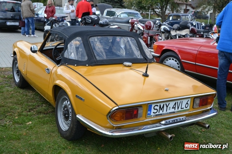 Zdjęcie w galerii na portalu naszraciborz.pl: Jesienny zlot oldtimerów na zakończenie sezonu motorowego wiadomości z regionu