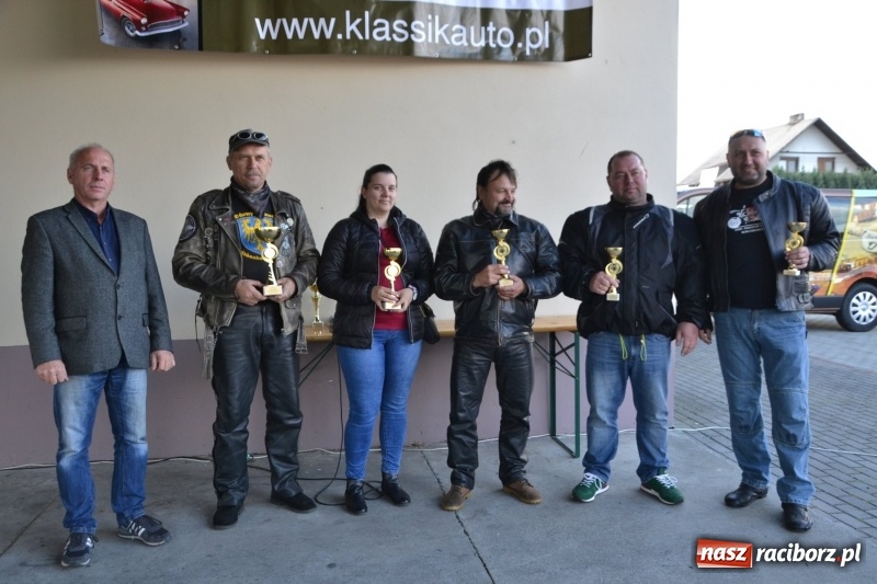 Zdjęcie w galerii na portalu naszraciborz.pl: Jesienny zlot oldtimerów na zakończenie sezonu motorowego wiadomości z regionu