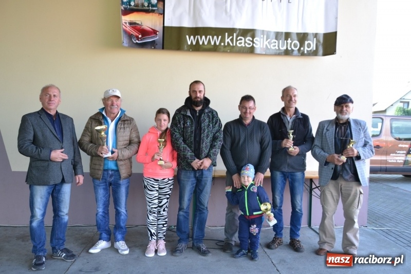 Zdjęcie w galerii na portalu naszraciborz.pl: Jesienny zlot oldtimerów na zakończenie sezonu motorowego wiadomości z regionu