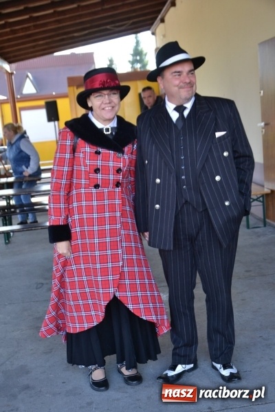 Zdjęcie w galerii na portalu naszraciborz.pl: Jesienny zlot oldtimerów na zakończenie sezonu motorowego wiadomości z regionu