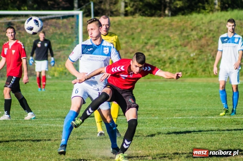 Zdjęcie w galerii na portalu naszraciborz.pl: IV liga: Starcie Unii i rezerw tyskiego GKS na remis wiadomości z regionu