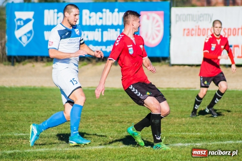 Zdjęcie w galerii na portalu naszraciborz.pl: IV liga: Starcie Unii i rezerw tyskiego GKS na remis wiadomości z regionu