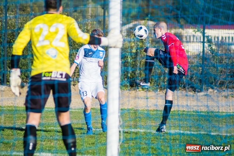 Zdjęcie w galerii na portalu naszraciborz.pl: IV liga: Starcie Unii i rezerw tyskiego GKS na remis wiadomości z regionu