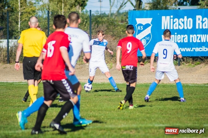 Zdjęcie w galerii na portalu naszraciborz.pl: IV liga: Starcie Unii i rezerw tyskiego GKS na remis wiadomości z regionu