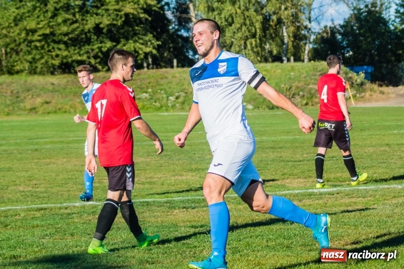 Zdjęcie w galerii na portalu naszraciborz.pl: IV liga: Starcie Unii i rezerw tyskiego GKS na remis wiadomości z regionu