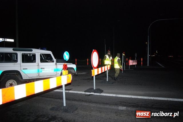 Zdjęcie w galerii na portalu naszraciborz.pl: Straż Graniczna w akcji Powódź 2010 wiadomości z regionu