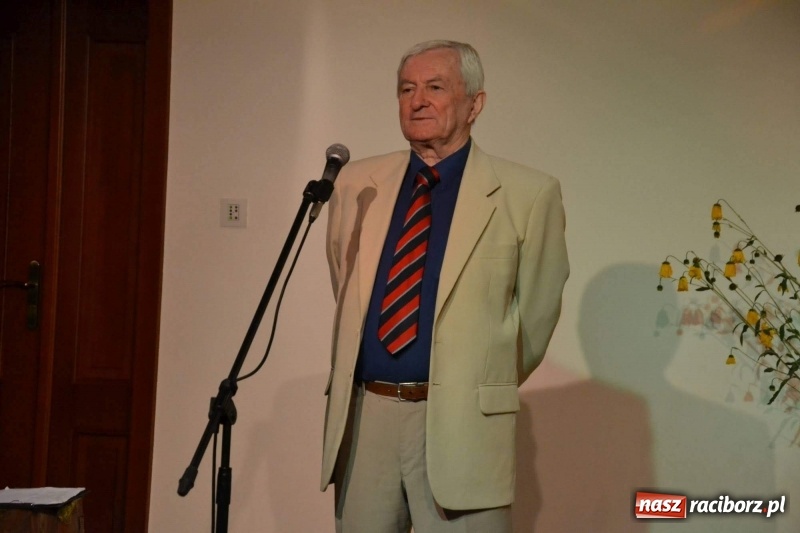 Zdjęcie w galerii na portalu naszraciborz.pl: Z zamkowej sceny. Co Seniorom w duszy gra?  wiadomości z regionu