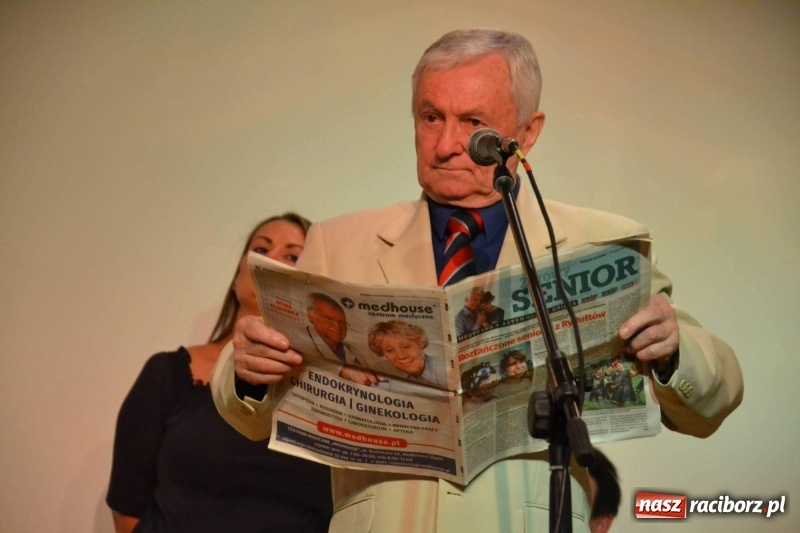 Zdjęcie w galerii na portalu naszraciborz.pl: Z zamkowej sceny. Co Seniorom w duszy gra?  wiadomości z regionu