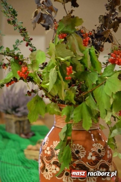 Zdjęcie w galerii na portalu naszraciborz.pl: Z zamkowej sceny. Co Seniorom w duszy gra?  wiadomości z regionu