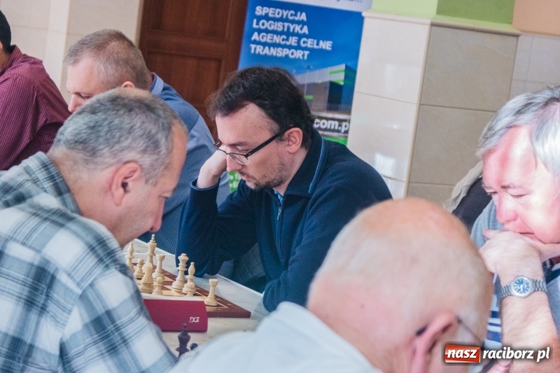 Zdjęcie w galerii na portalu naszraciborz.pl: XIV Memoriał Szachowy im. Wiesława Hanczarka w Raciborzu wiadomości z regionu