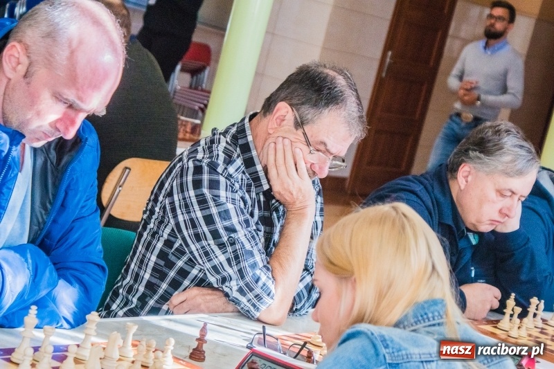 Zdjęcie w galerii na portalu naszraciborz.pl: XIV Memoriał Szachowy im. Wiesława Hanczarka w Raciborzu wiadomości z regionu