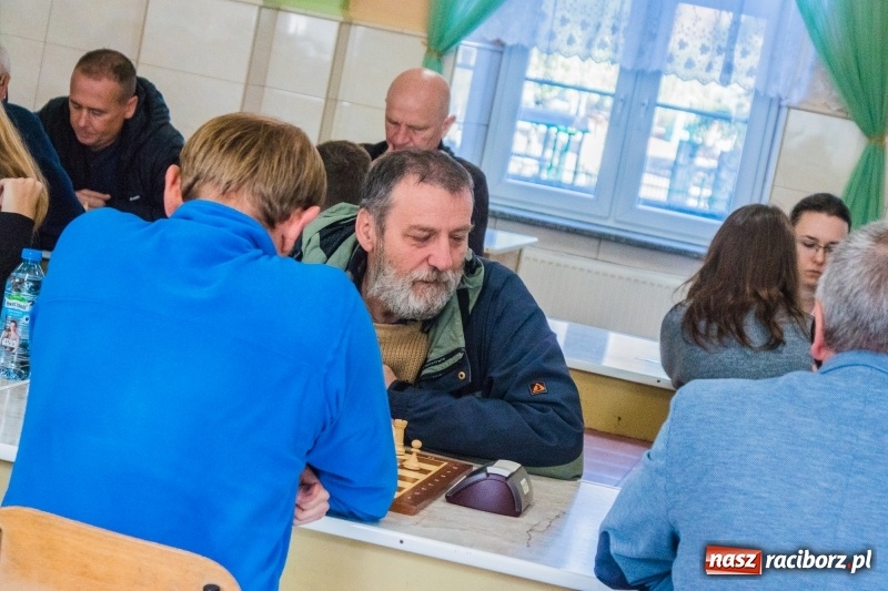 Zdjęcie w galerii na portalu naszraciborz.pl: XIV Memoriał Szachowy im. Wiesława Hanczarka w Raciborzu wiadomości z regionu