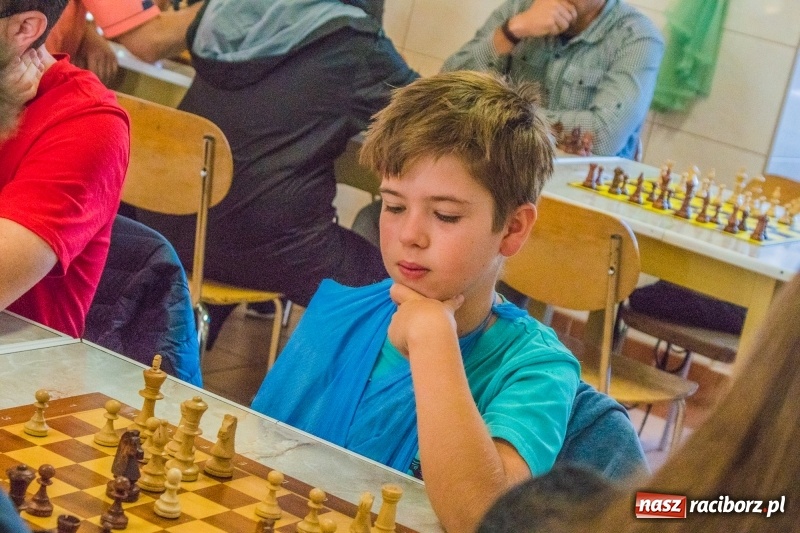 Zdjęcie w galerii na portalu naszraciborz.pl: XIV Memoriał Szachowy im. Wiesława Hanczarka w Raciborzu wiadomości z regionu