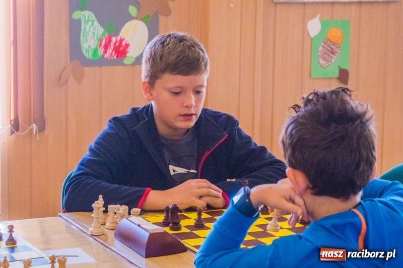 Zdjęcie w galerii na portalu naszraciborz.pl: XIV Memoriał Szachowy im. Wiesława Hanczarka w Raciborzu wiadomości z regionu