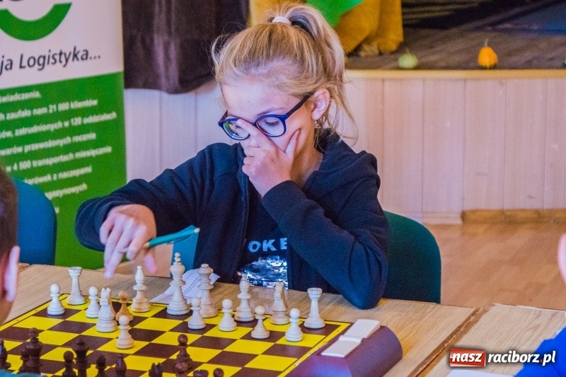 Zdjęcie w galerii na portalu naszraciborz.pl: XIV Memoriał Szachowy im. Wiesława Hanczarka w Raciborzu wiadomości z regionu