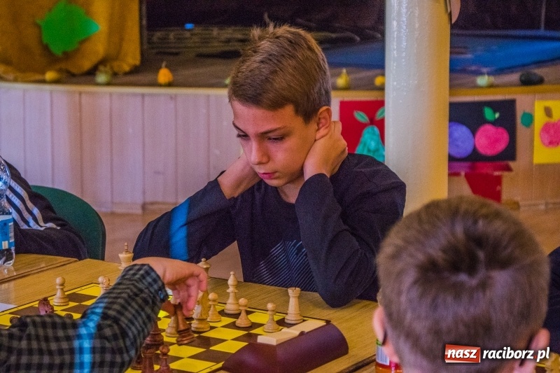 Zdjęcie w galerii na portalu naszraciborz.pl: XIV Memoriał Szachowy im. Wiesława Hanczarka w Raciborzu wiadomości z regionu