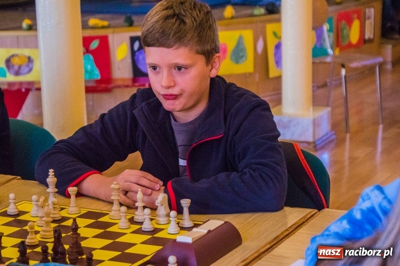 Zdjęcie w galerii na portalu naszraciborz.pl: XIV Memoriał Szachowy im. Wiesława Hanczarka w Raciborzu wiadomości z regionu