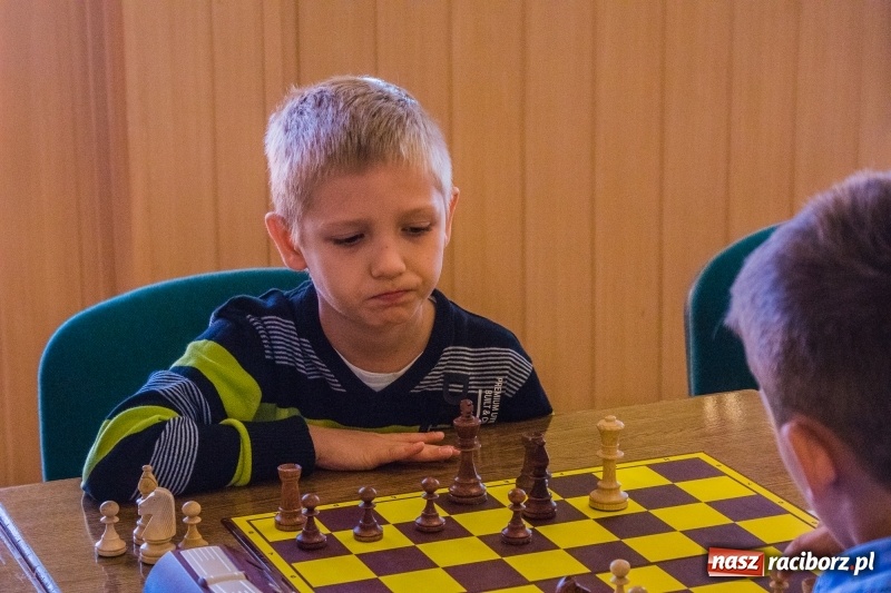 Zdjęcie w galerii na portalu naszraciborz.pl: XIV Memoriał Szachowy im. Wiesława Hanczarka w Raciborzu wiadomości z regionu