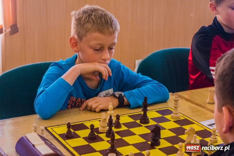 Zdjęcie w galerii na portalu naszraciborz.pl: XIV Memoriał Szachowy im. Wiesława Hanczarka w Raciborzu wiadomości z regionu