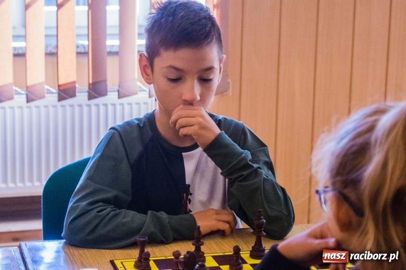 Zdjęcie w galerii na portalu naszraciborz.pl: XIV Memoriał Szachowy im. Wiesława Hanczarka w Raciborzu wiadomości z regionu