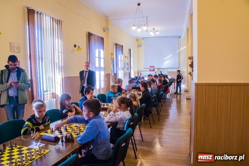 Zdjęcie w galerii na portalu naszraciborz.pl: XIV Memoriał Szachowy im. Wiesława Hanczarka w Raciborzu wiadomości z regionu