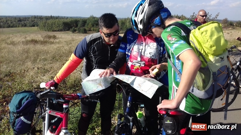 Zdjęcie w galerii na portalu naszraciborz.pl: Na kołach historii. Rowerowa podróż w czasie  wiadomości z regionu