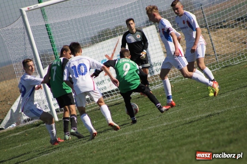 Zdjęcie w galerii na portalu naszraciborz.pl: Juniorskie derby gminy dla Krzanowic wiadomości z regionu