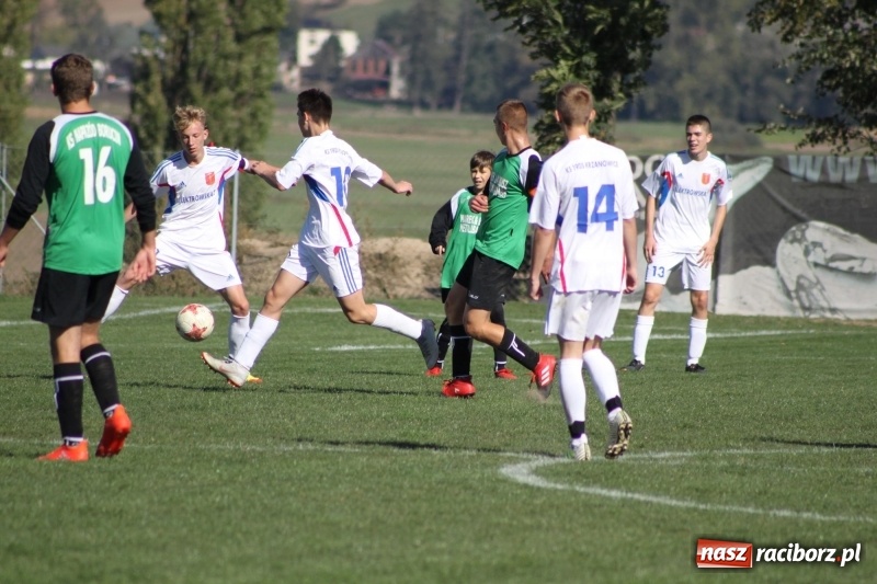 Zdjęcie w galerii na portalu naszraciborz.pl: Juniorskie derby gminy dla Krzanowic wiadomości z regionu