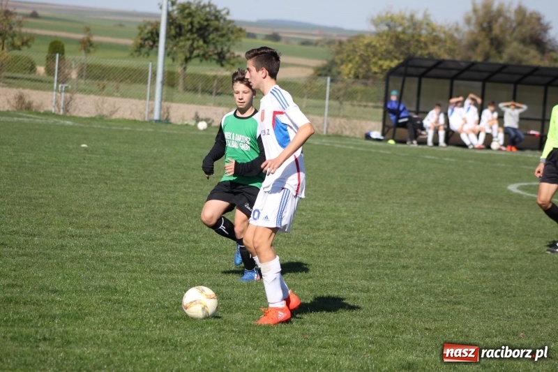 Zdjęcie w galerii na portalu naszraciborz.pl: Juniorskie derby gminy dla Krzanowic wiadomości z regionu