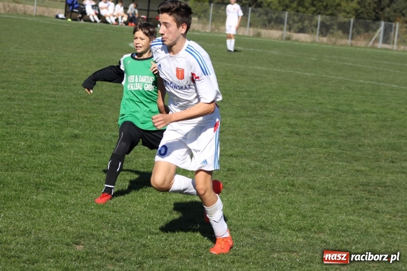 Zdjęcie w galerii na portalu naszraciborz.pl: Juniorskie derby gminy dla Krzanowic wiadomości z regionu