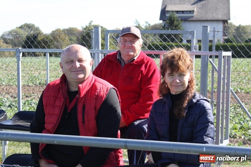 Zdjęcie w galerii na portalu naszraciborz.pl: Juniorskie derby gminy dla Krzanowic wiadomości z regionu