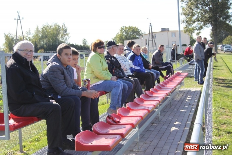 Zdjęcie w galerii na portalu naszraciborz.pl: Juniorskie derby gminy dla Krzanowic wiadomości z regionu