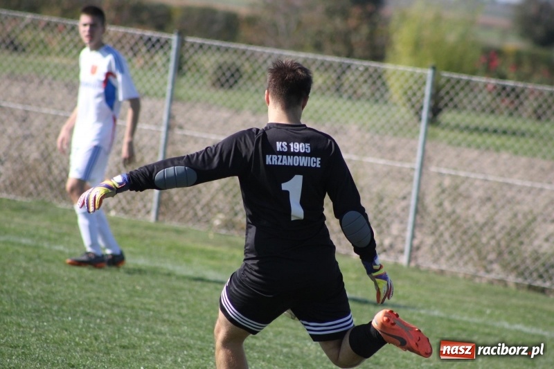 Zdjęcie w galerii na portalu naszraciborz.pl: Juniorskie derby gminy dla Krzanowic wiadomości z regionu