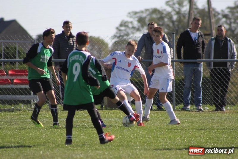 Zdjęcie w galerii na portalu naszraciborz.pl: Juniorskie derby gminy dla Krzanowic wiadomości z regionu