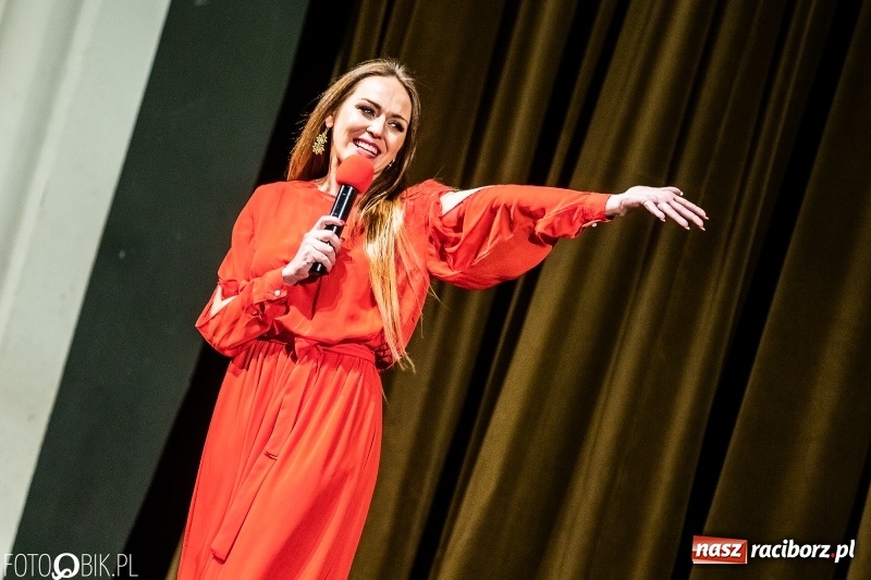 Zdjęcie w galerii na portalu naszraciborz.pl: Gala zespołu tanecznego Skaza w Raciborskim Centrum Kultury wiadomości z regionu