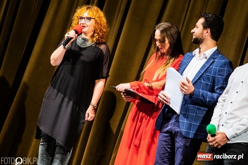 Zdjęcie w galerii na portalu naszraciborz.pl: Gala zespołu tanecznego Skaza w Raciborskim Centrum Kultury wiadomości z regionu