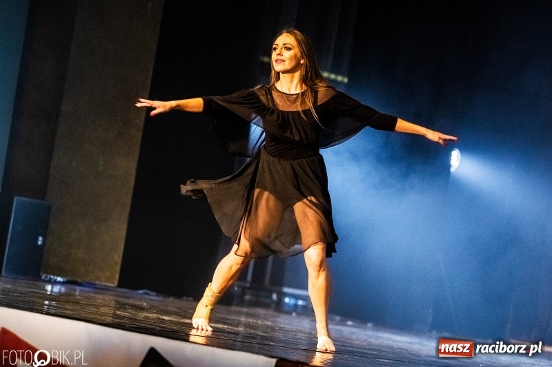 Zdjęcie w galerii na portalu naszraciborz.pl: Gala zespołu tanecznego Skaza w Raciborskim Centrum Kultury wiadomości z regionu