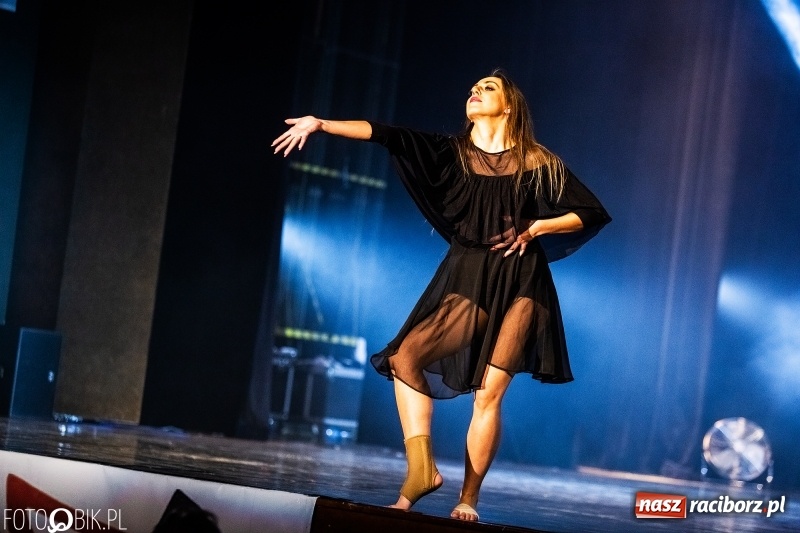 Zdjęcie w galerii na portalu naszraciborz.pl: Gala zespołu tanecznego Skaza w Raciborskim Centrum Kultury wiadomości z regionu