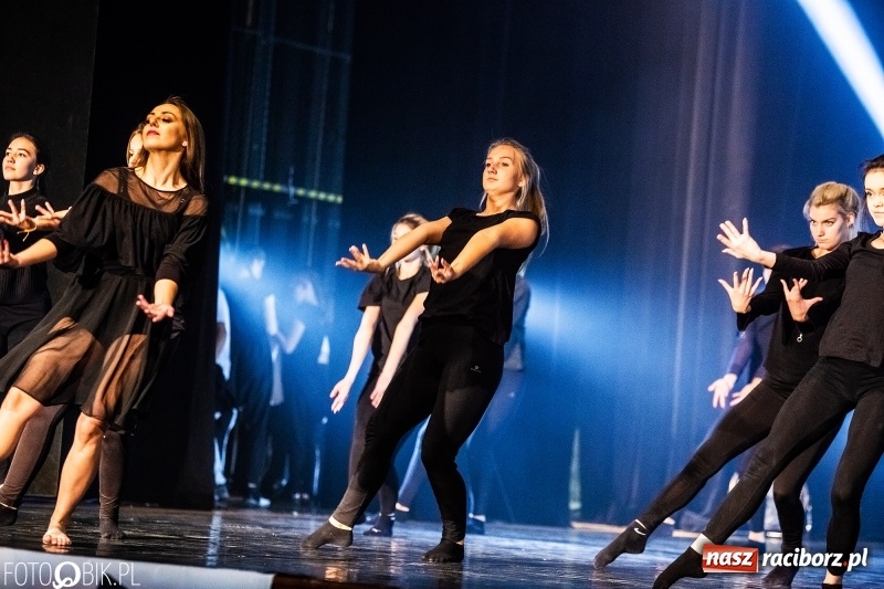 Zdjęcie w galerii na portalu naszraciborz.pl: Gala zespołu tanecznego Skaza w Raciborskim Centrum Kultury wiadomości z regionu