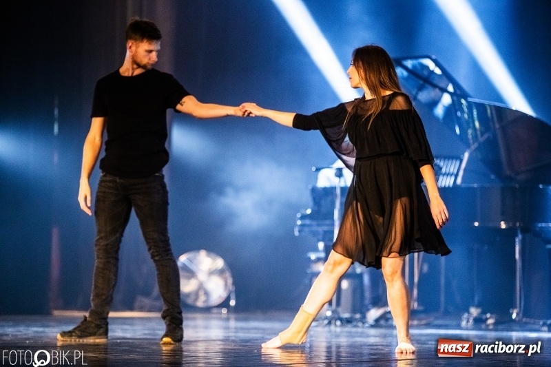 Zdjęcie w galerii na portalu naszraciborz.pl: Gala zespołu tanecznego Skaza w Raciborskim Centrum Kultury wiadomości z regionu