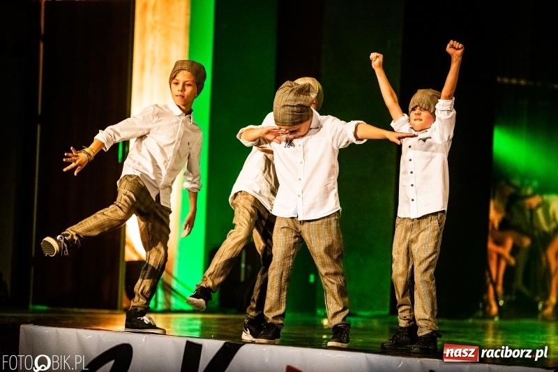 Zdjęcie w galerii na portalu naszraciborz.pl: Gala zespołu tanecznego Skaza w Raciborskim Centrum Kultury wiadomości z regionu