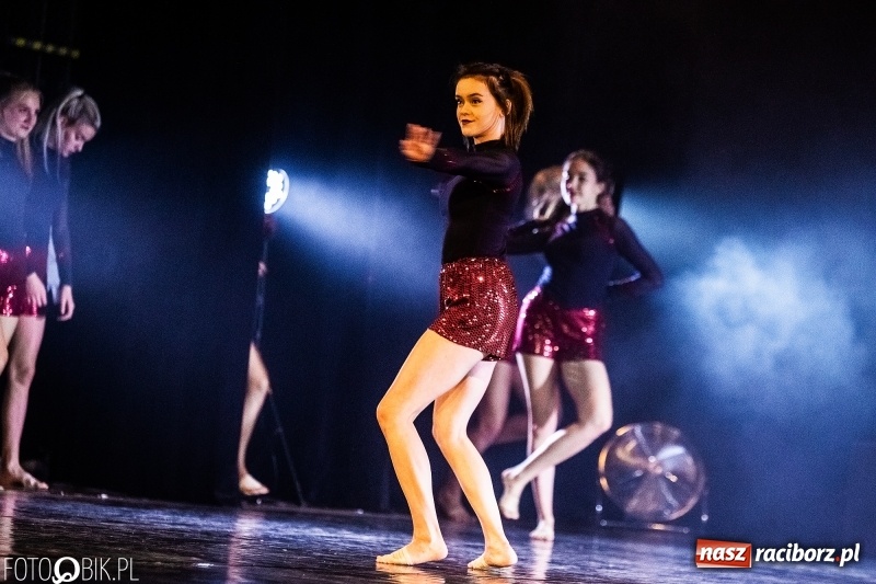 Zdjęcie w galerii na portalu naszraciborz.pl: Gala zespołu tanecznego Skaza w Raciborskim Centrum Kultury wiadomości z regionu