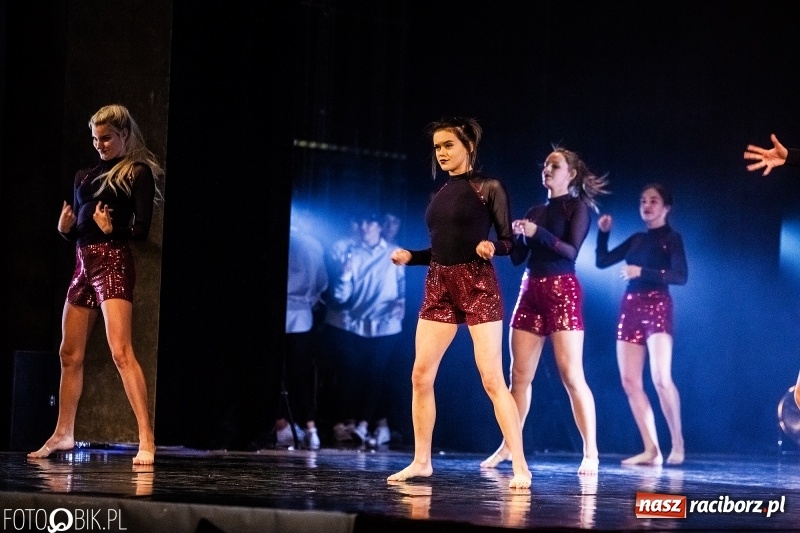 Zdjęcie w galerii na portalu naszraciborz.pl: Gala zespołu tanecznego Skaza w Raciborskim Centrum Kultury wiadomości z regionu